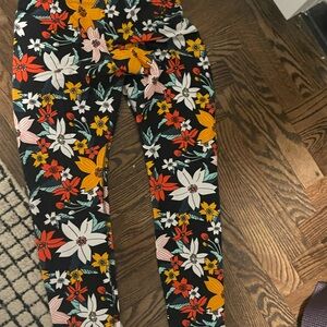 Floral nike workout leggings size medium